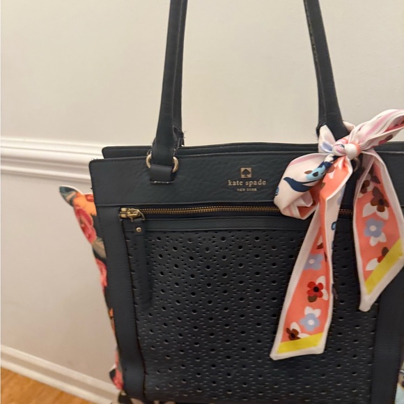 Kate Spade Perri Lynne Bubbles Perforated Tote Bag - Picture 4 of 17